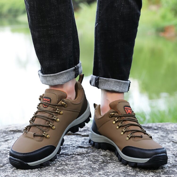 water hiking shoes