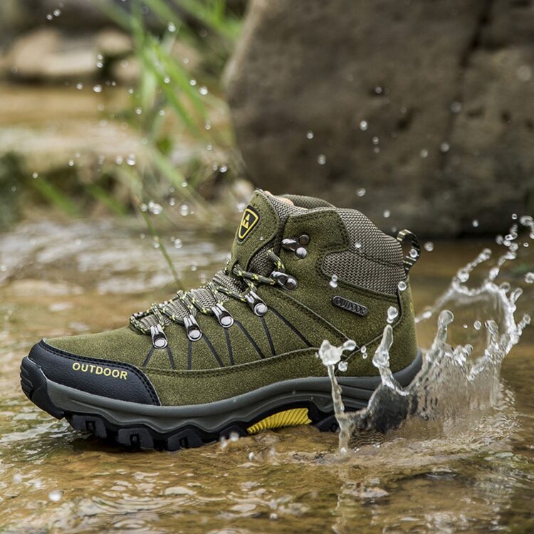 hiking boots with good arch support